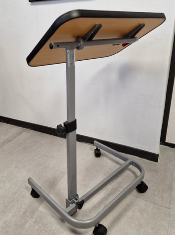 products/tabledubail.jpg
